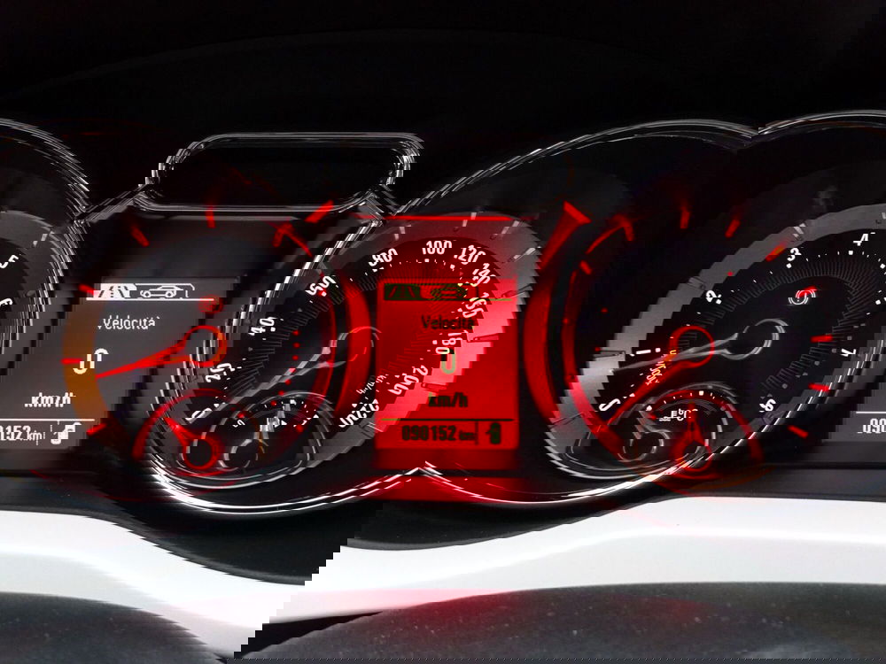 Opel Adam usata a Treviso (13)