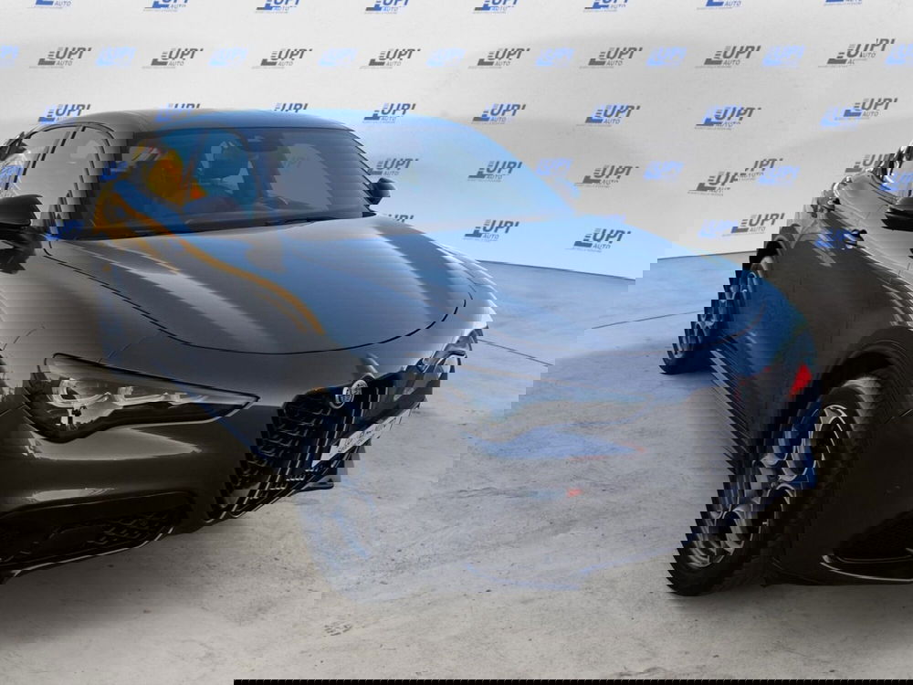 Alfa Romeo Stelvio usata a Pistoia (7)