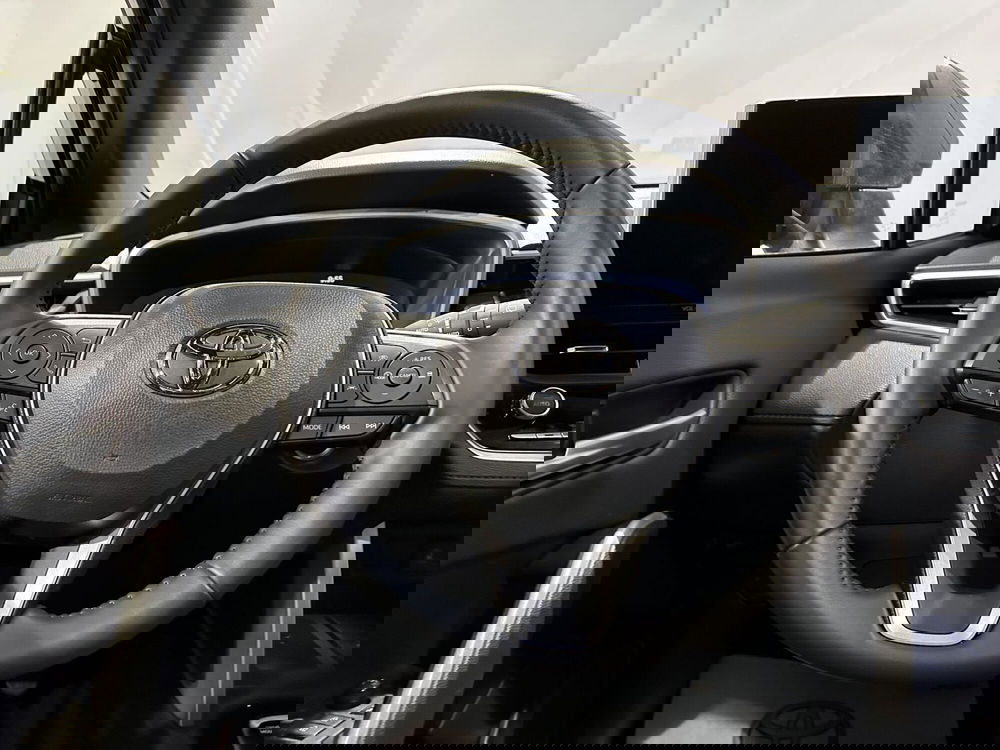 Toyota Corolla Cross Hybrid usata a Milano (10)