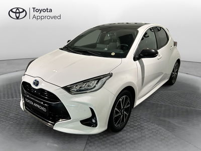 Toyota Yaris 1.5 Hybrid 5 porte Lounge del 2021 usata a Milano