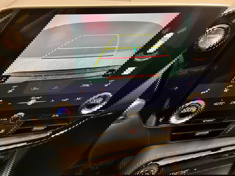 Lexus NX usata a Cremona (14)