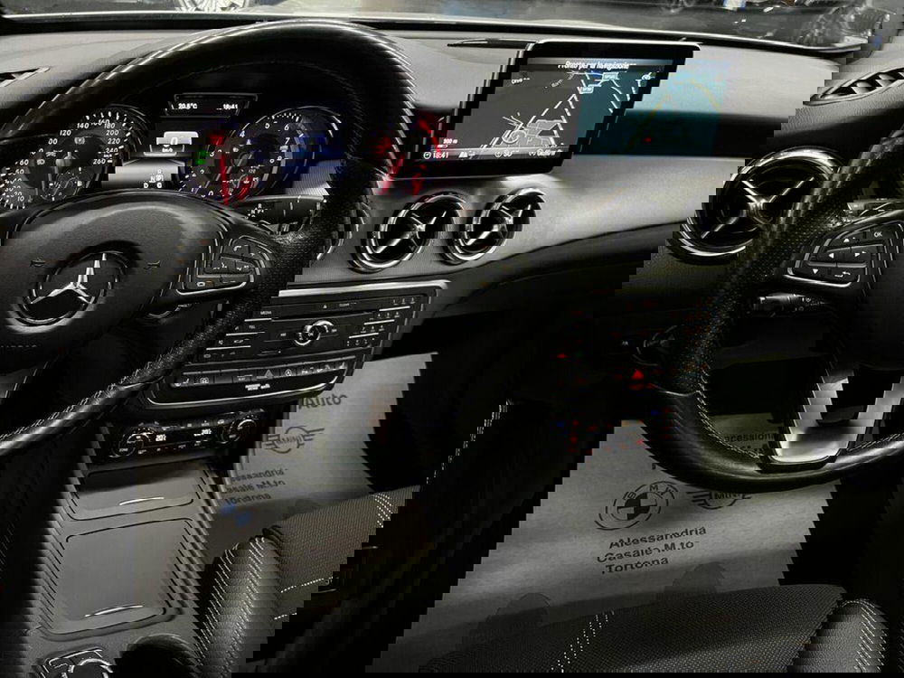 Mercedes-Benz GLA SUV usata a Alessandria (11)