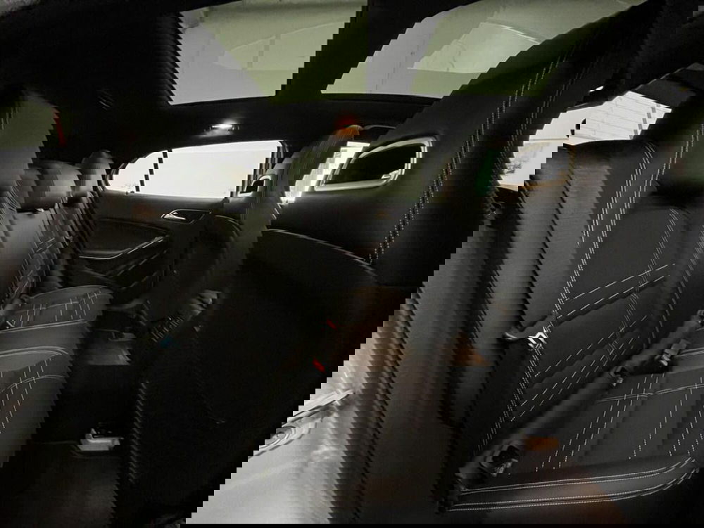 Mercedes-Benz GLA SUV usata a Alessandria (15)