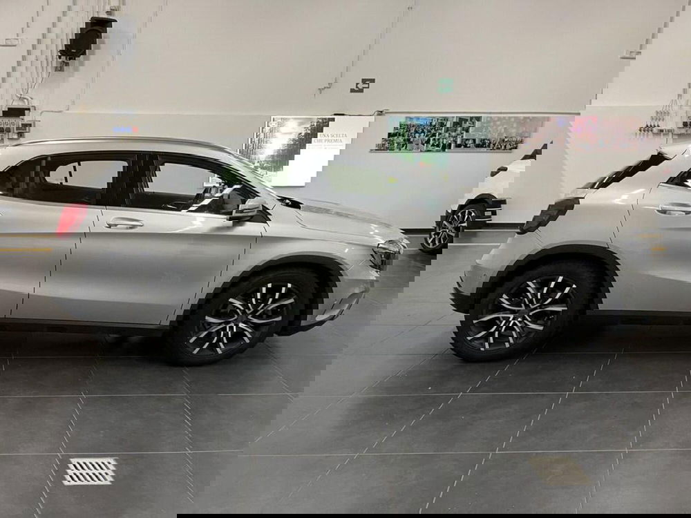 Mercedes-Benz GLA SUV usata a Alessandria (4)