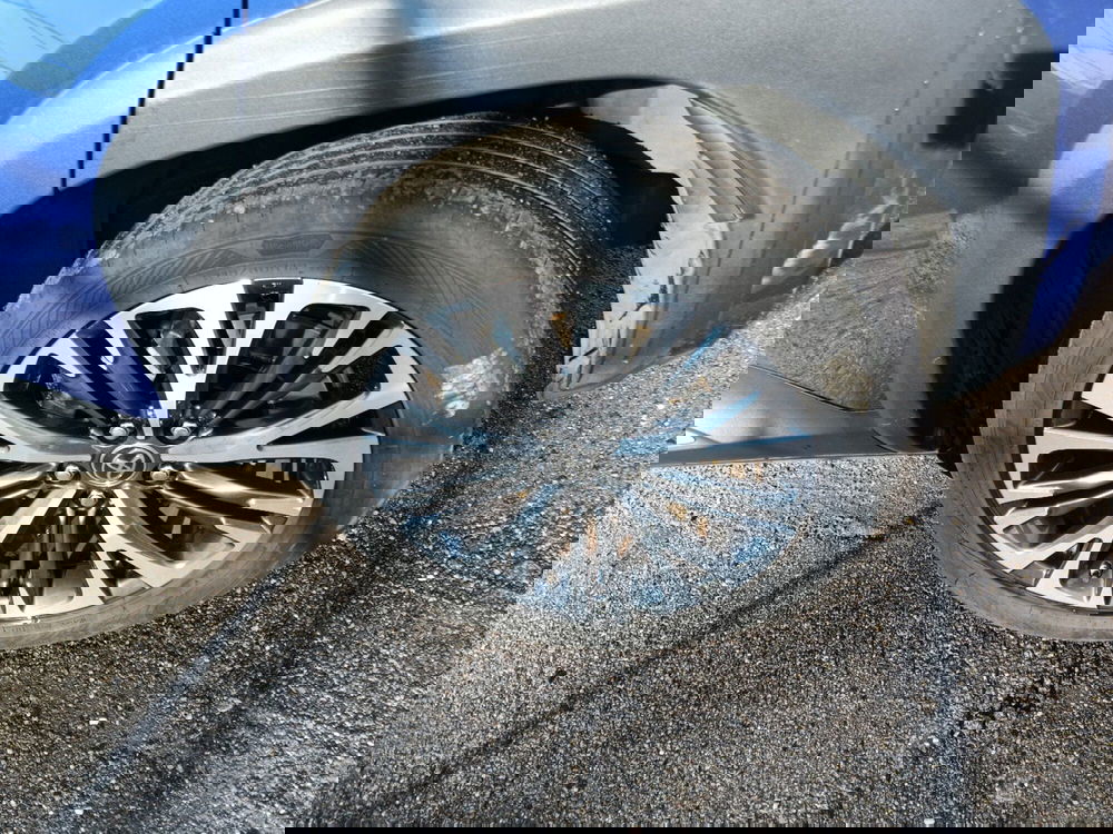 Toyota Yaris Cross usata a Milano (14)