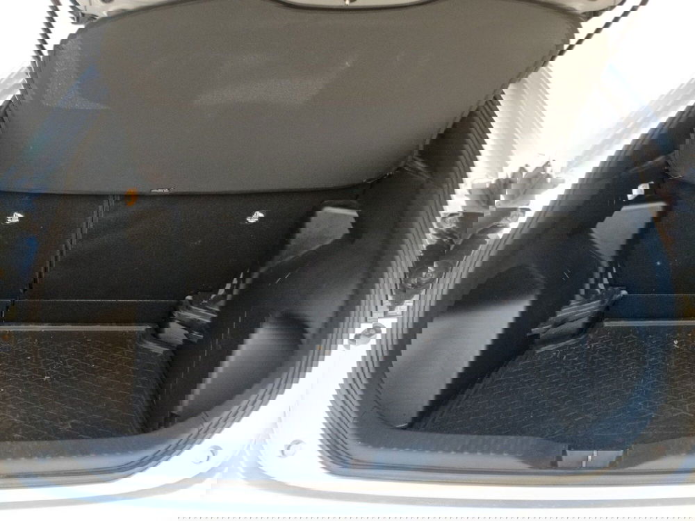 Toyota Yaris Cross usata a Milano (12)