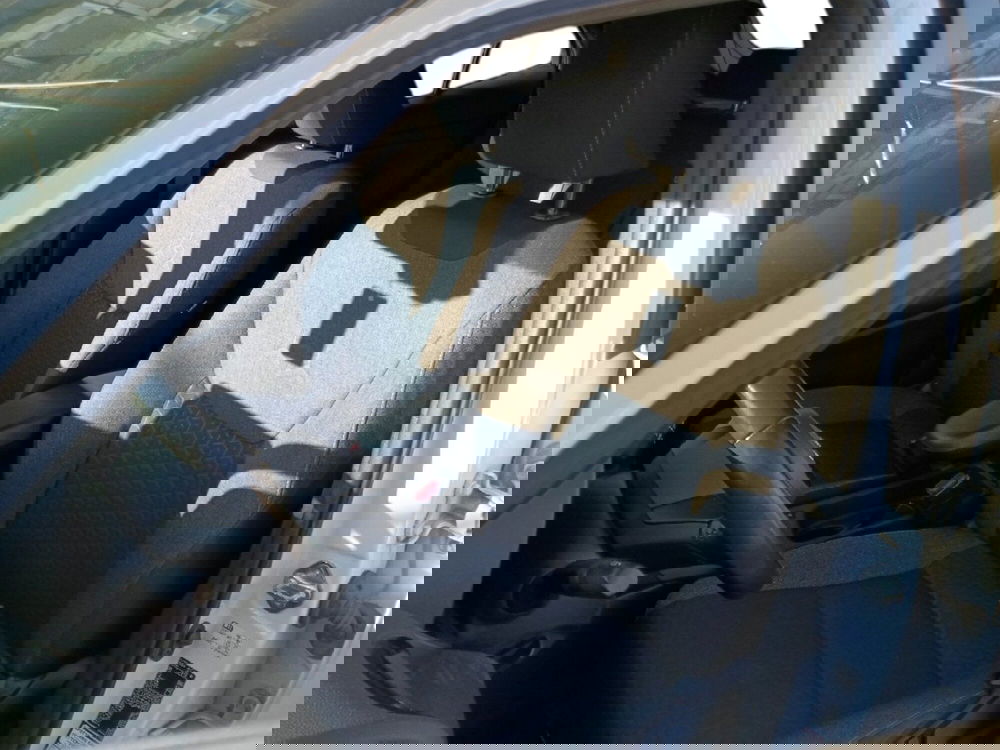 Toyota Yaris Cross usata a Milano (11)