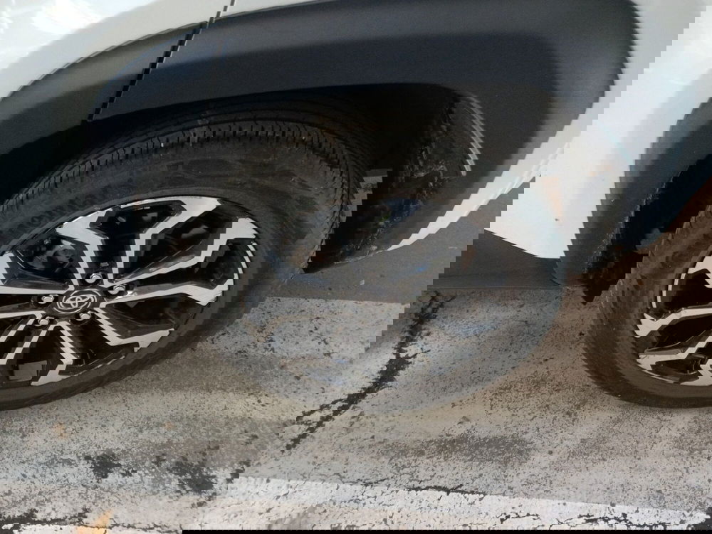 Toyota Yaris Cross usata a Milano (14)