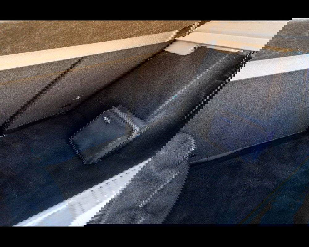 Dacia Sandero usata a Venezia (13)