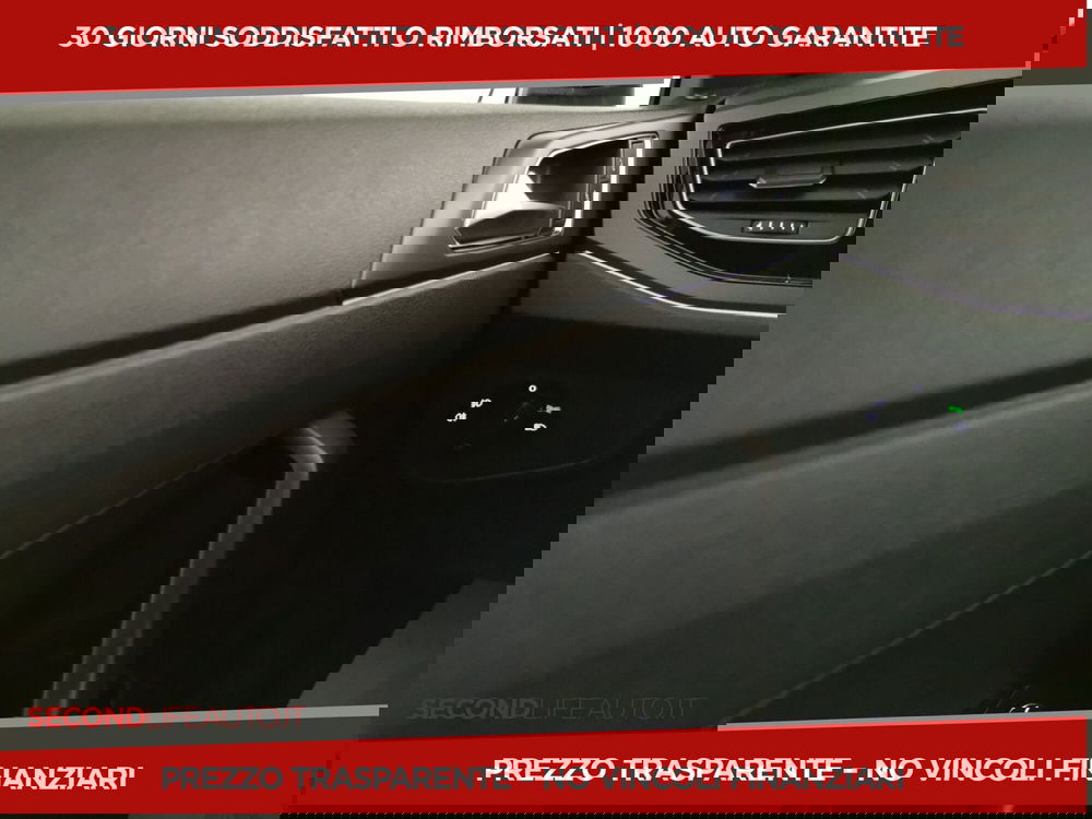 Volkswagen Taigo nuova a Chieti (20)