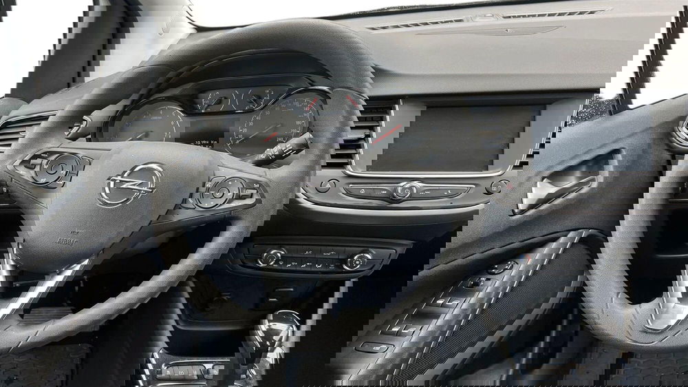 Opel Crossland X usata a Viterbo (14)