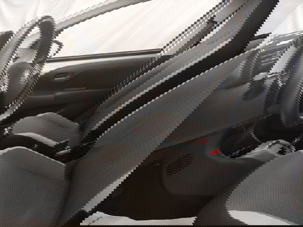 Toyota Aygo usata a Roma (14)