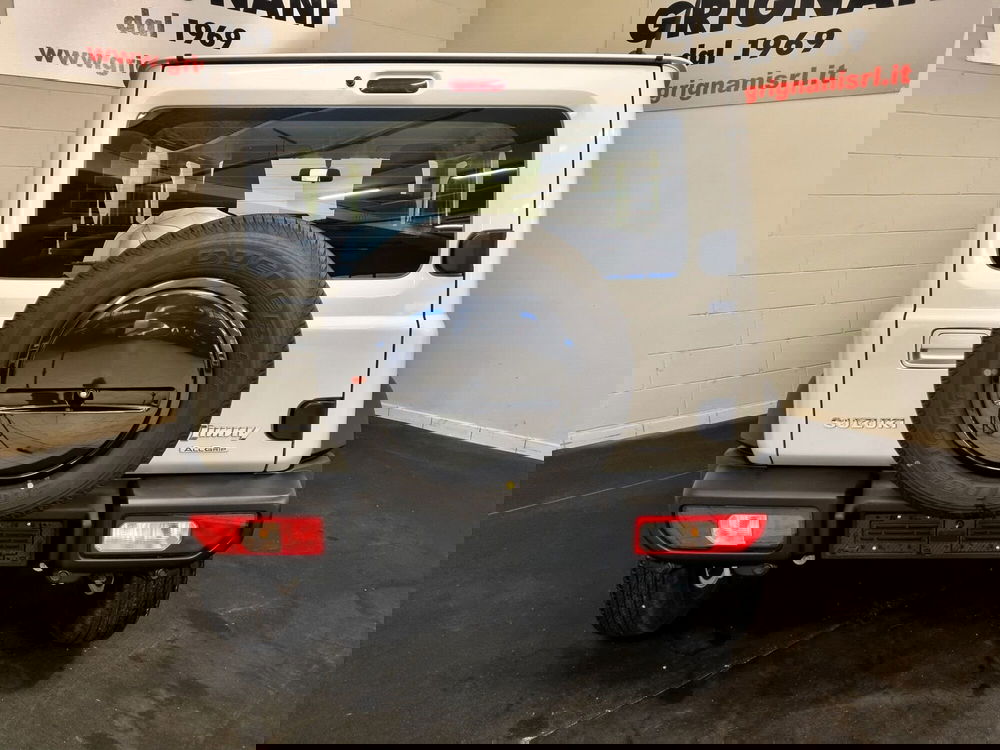 Suzuki Jimny nuova a Pavia (3)