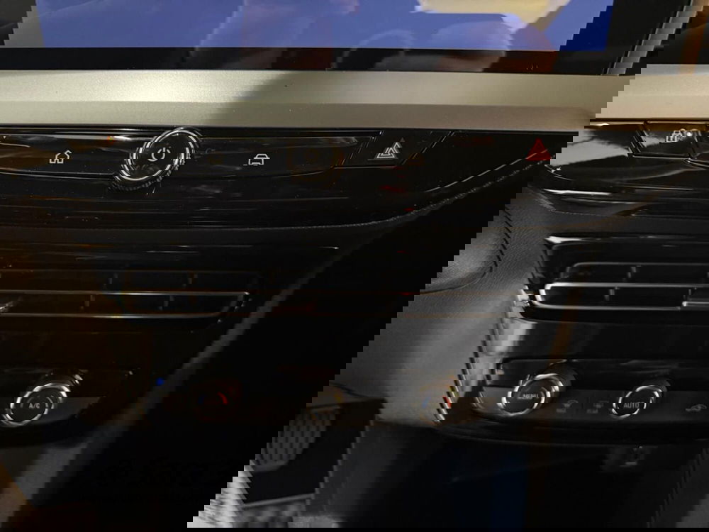 Opel Mokka nuova a Benevento (13)