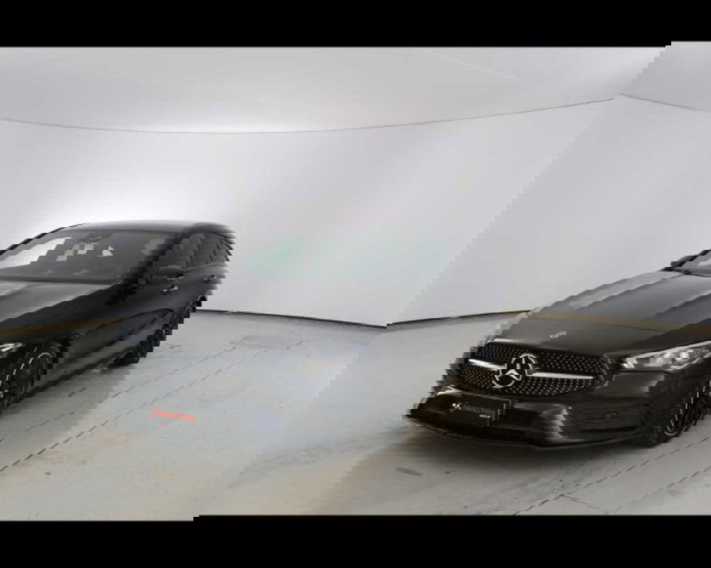 Mercedes-Benz CLA Shooting Brake usata a Bologna