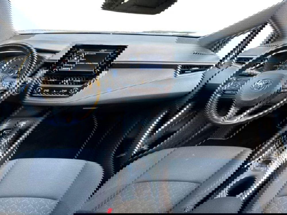 Toyota Corolla Touring Sports usata a Bologna (12)