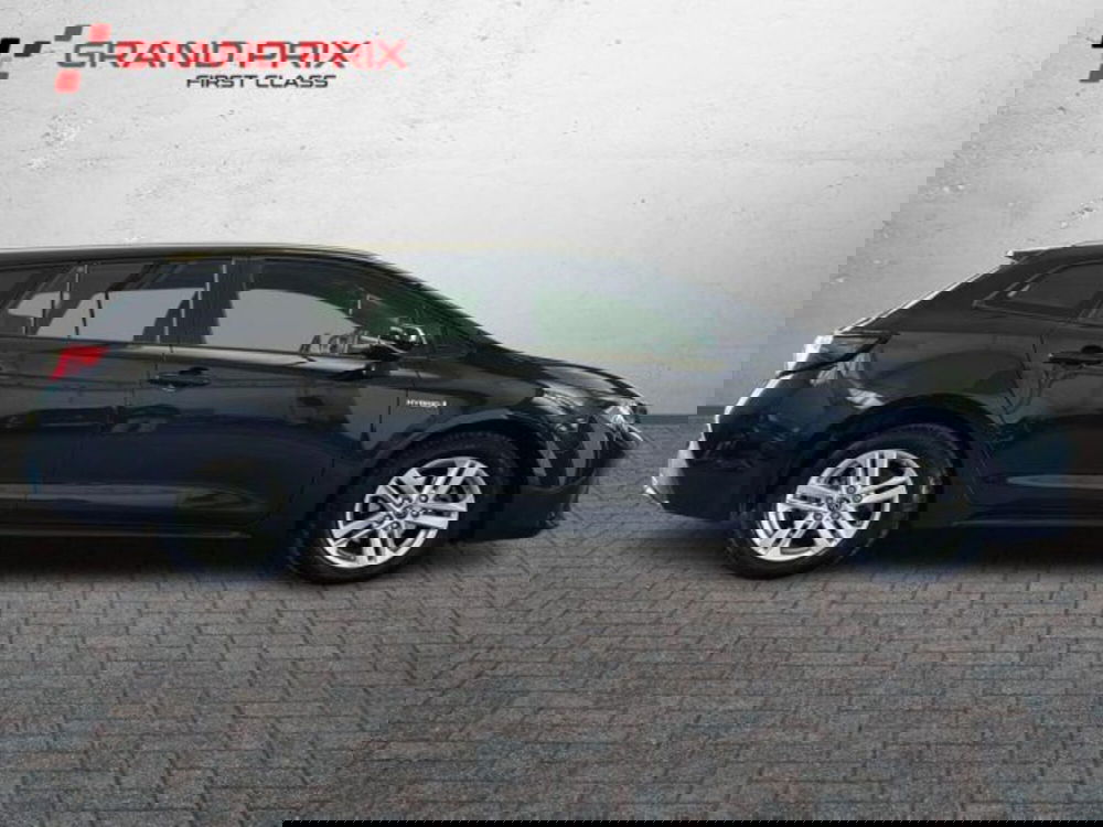 Toyota Corolla Touring Sports usata a Bologna (6)