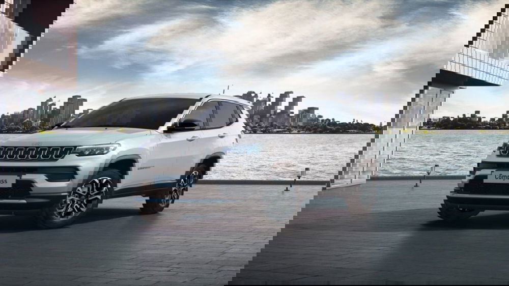 Jeep Compass nuova a Siena