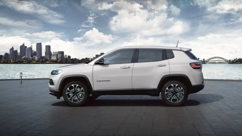 Jeep Compass nuova a Siena (3)