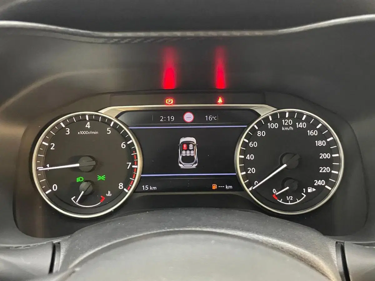 Nissan Juke nuova a Como (12)