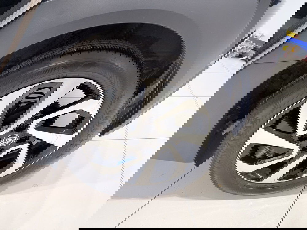 Toyota Aygo X usata a Latina (18)