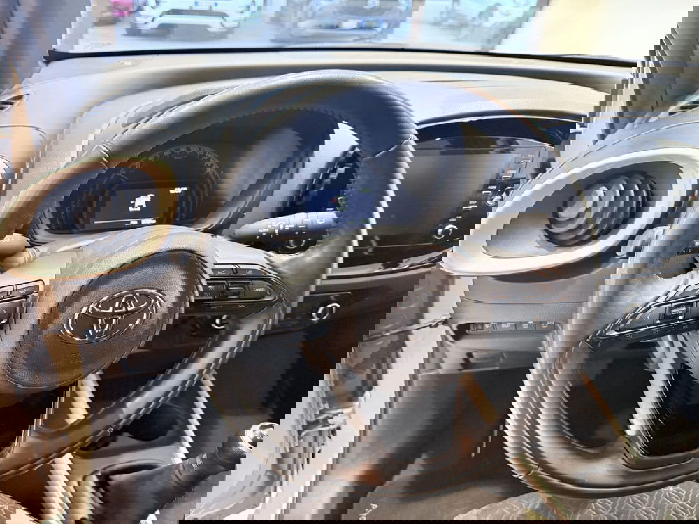 Toyota Aygo X usata a Latina (20)