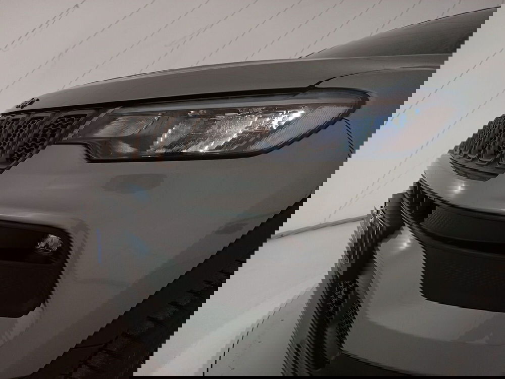 Jeep Compass nuova a Lecce (12)