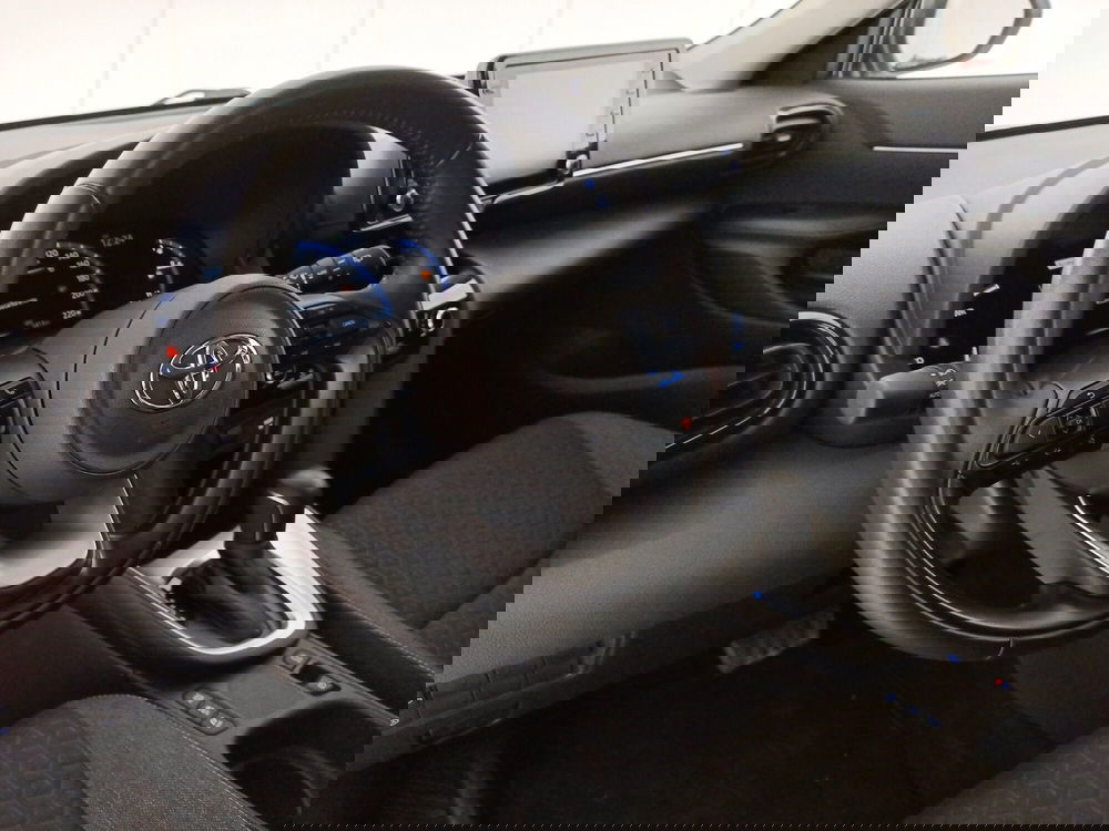 Toyota Yaris Cross usata a Matera (5)