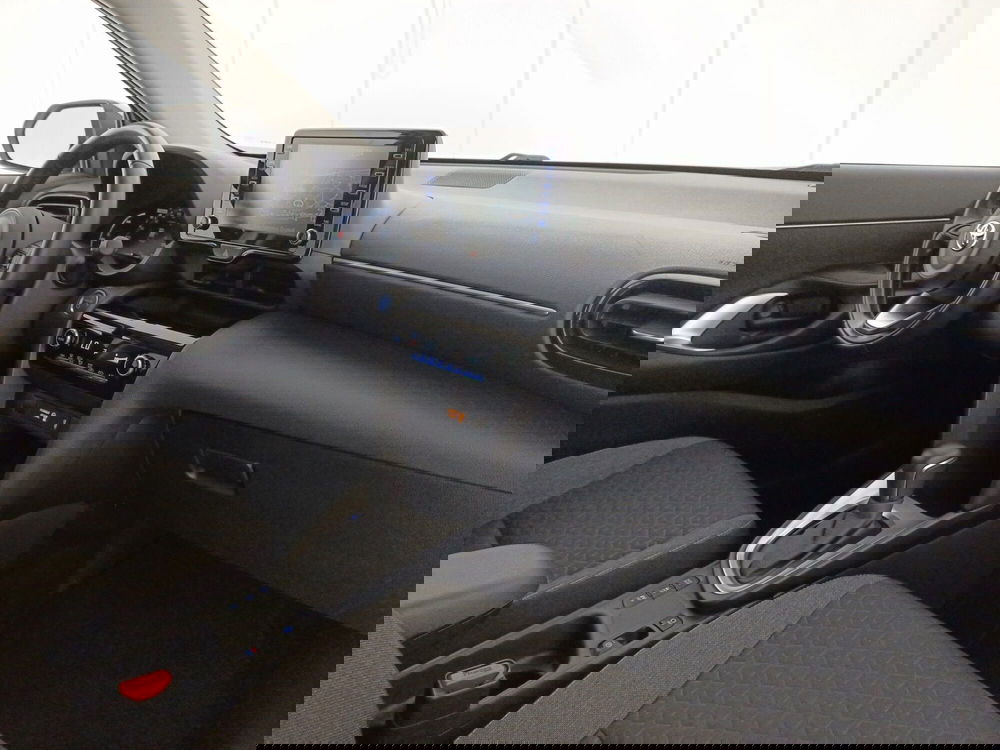 Toyota Yaris Cross usata a Matera (7)