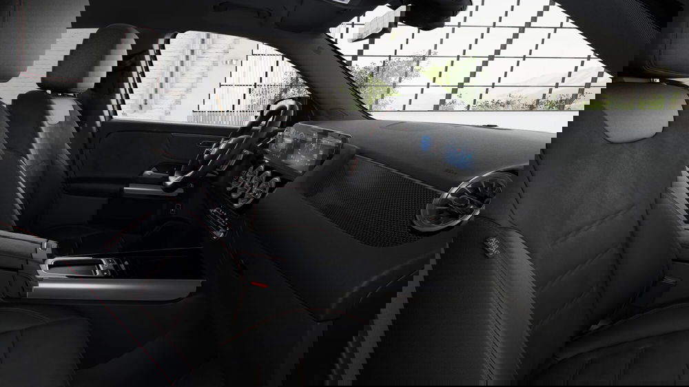 Mercedes-Benz GLA SUV nuova a Milano (7)