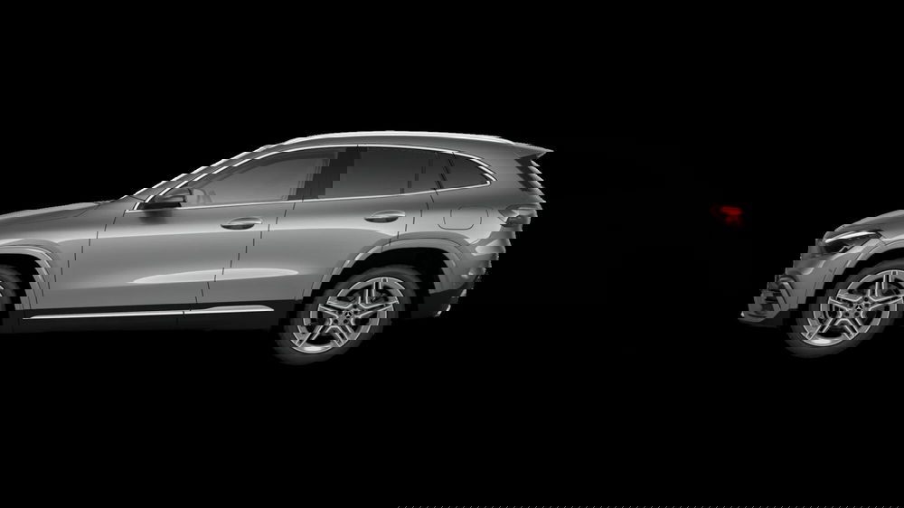 Mercedes-Benz GLA SUV nuova a Milano (2)