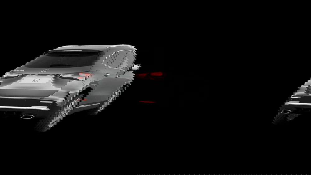 Mercedes-Benz GLA SUV nuova a Milano (4)