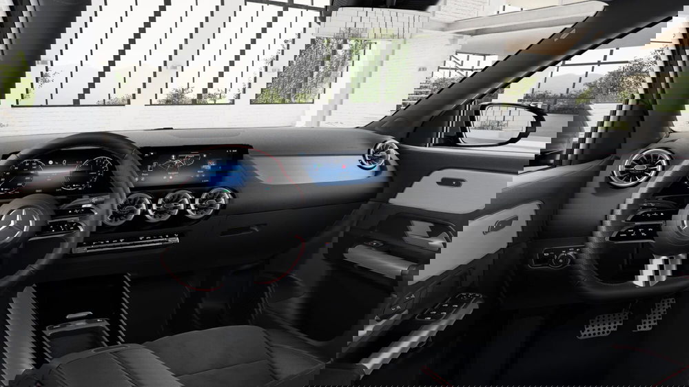 Mercedes-Benz GLA SUV nuova a Milano (7)