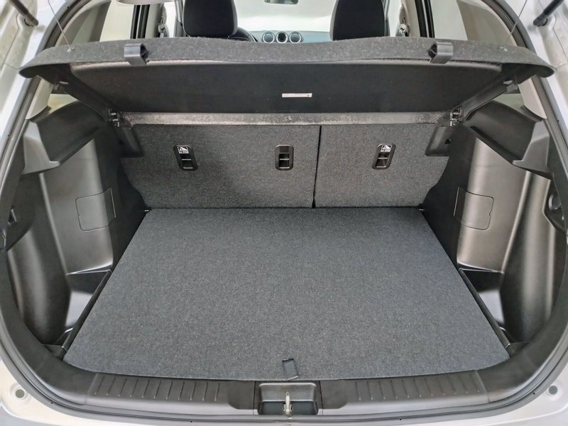 Suzuki Vitara nuova a Rovigo (11)