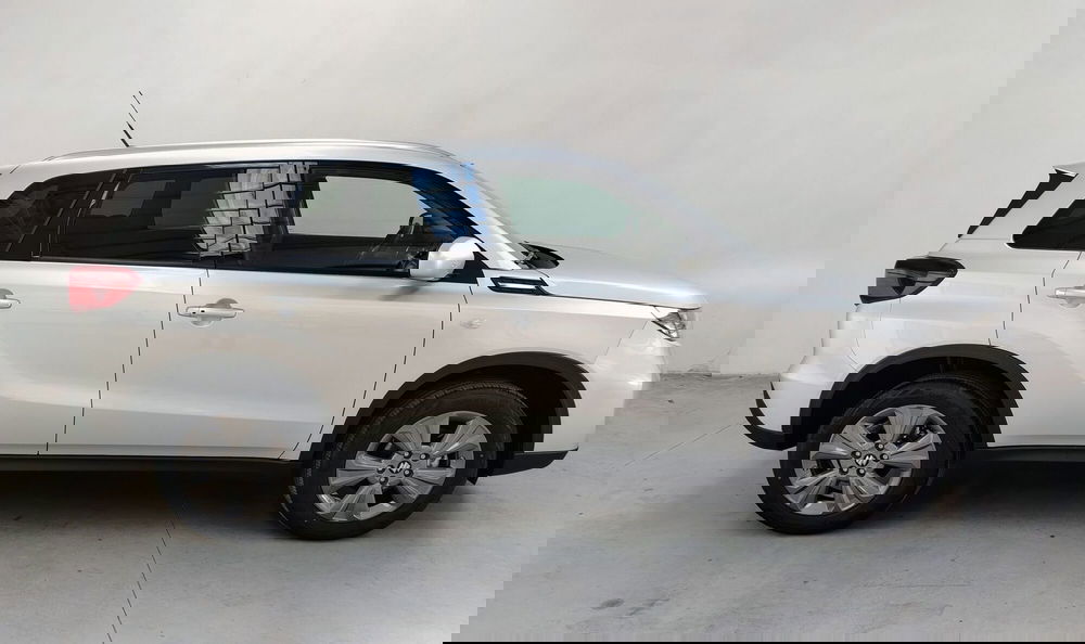 Suzuki Vitara nuova a Rovigo (4)