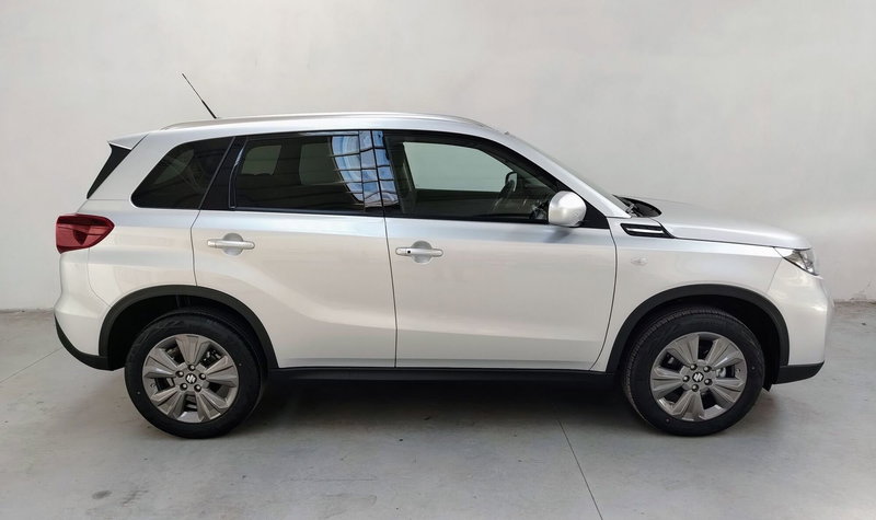 Suzuki Vitara nuova a Rovigo (4)