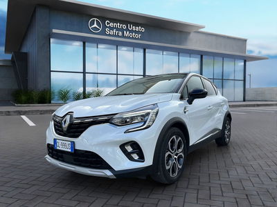 Renault Captur Plug-in Hybrid E-Tech 160 CV Techno del 2023 usata a Rende
