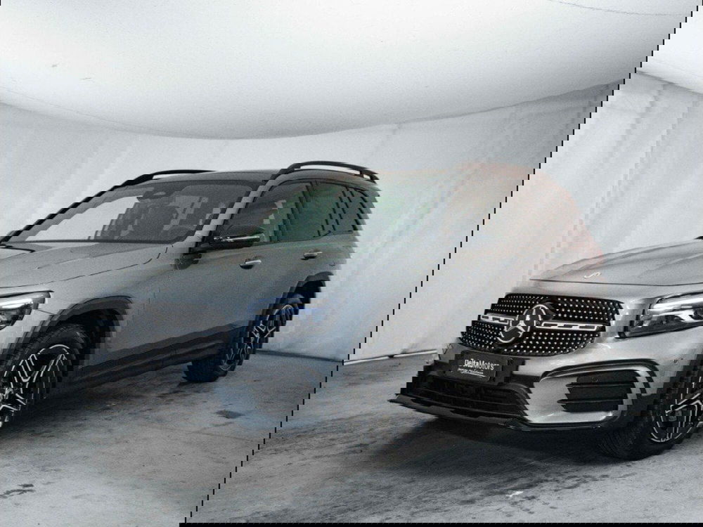 Mercedes-Benz GLB nuova a Macerata