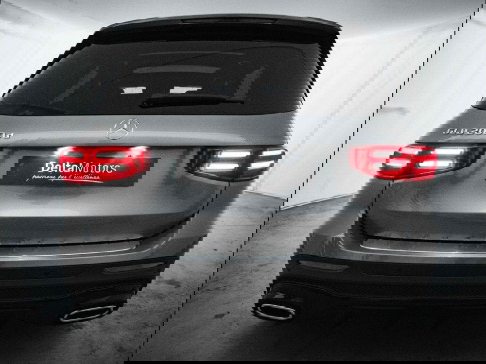 Mercedes-Benz GLB nuova a Macerata (3)