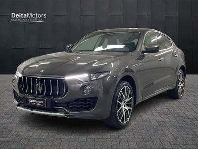 Maserati Levante Levante V6 Diesel AWD del 2016 usata a Montecosaro