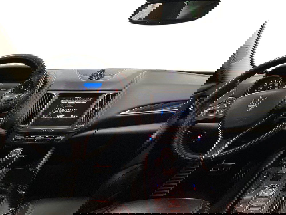 Maserati Levante usata a Macerata (10)