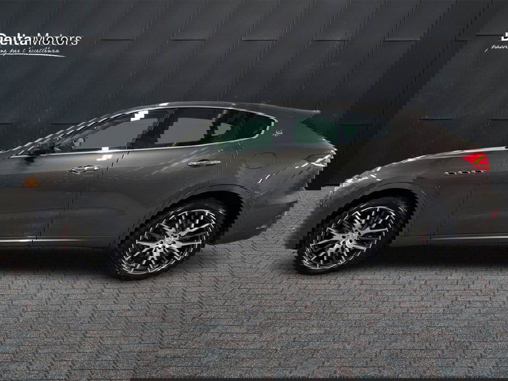 Maserati Levante usata a Macerata (4)