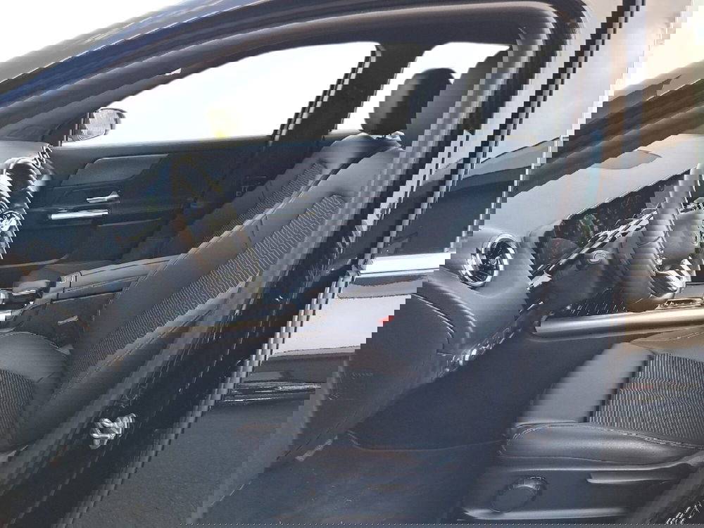 Mercedes-Benz GLA SUV usata a Salerno (12)