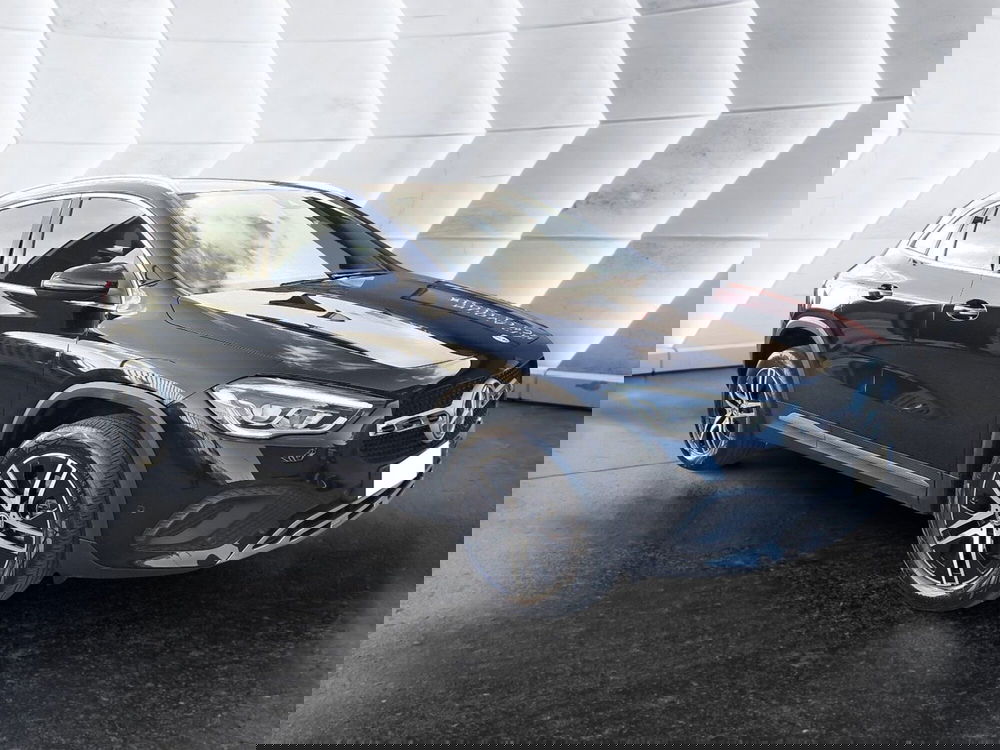 Mercedes-Benz GLA SUV usata a Salerno (3)