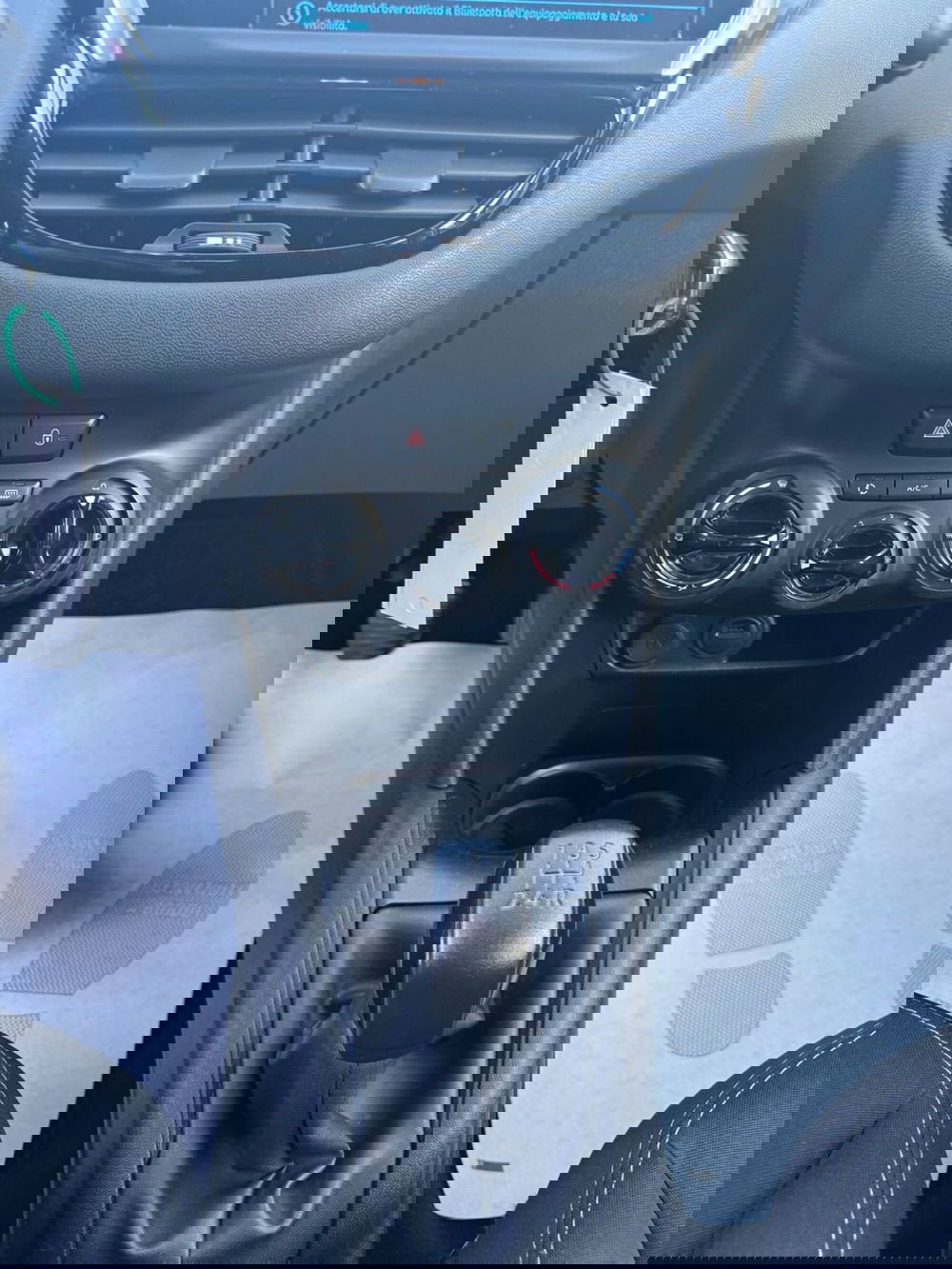 Peugeot 208 usata a Messina (8)