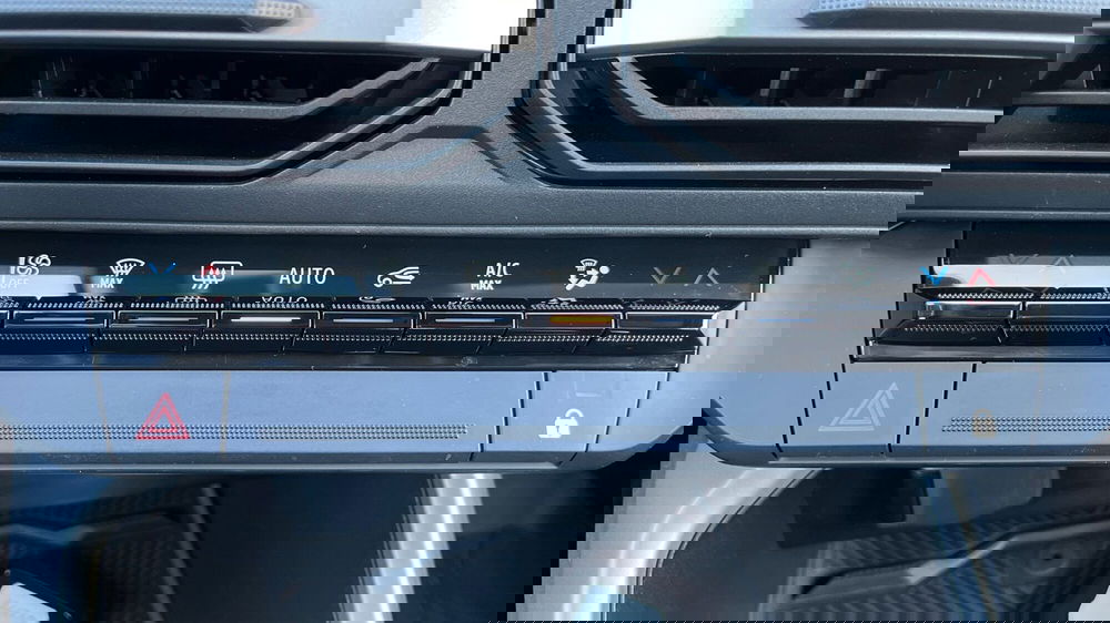 Dacia Bigster usata a Treviso (17)