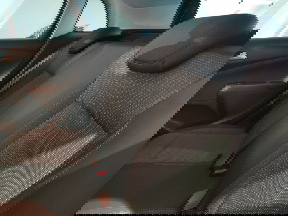 Opel Crossland usata a Taranto (12)