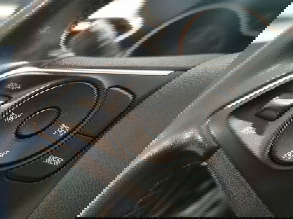 Opel Crossland usata a Taranto (18)