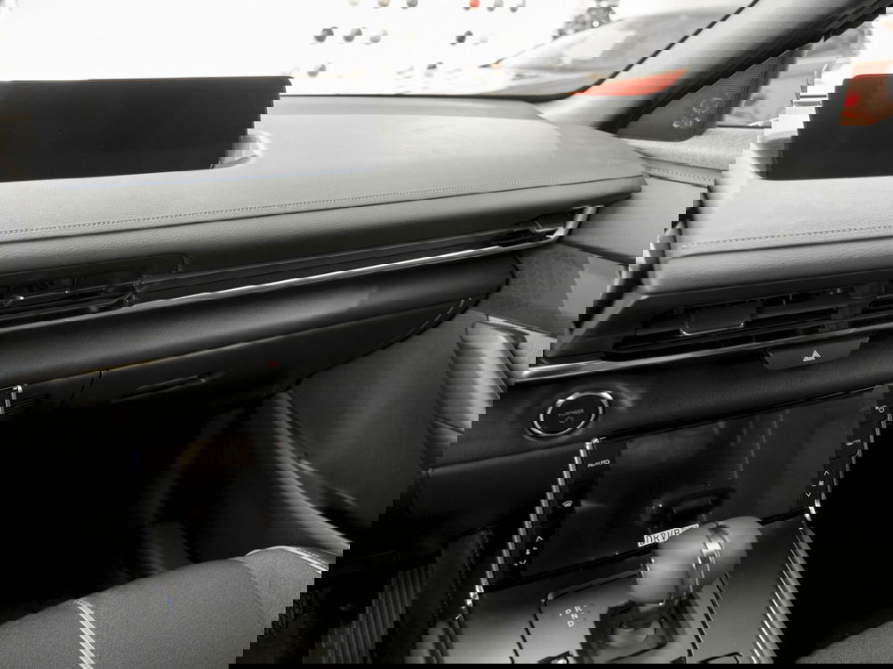 Mazda MX-30 nuova a Prato (11)