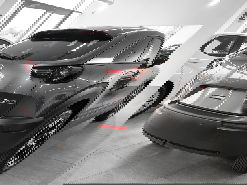 Mazda MX-30 nuova a Prato (5)